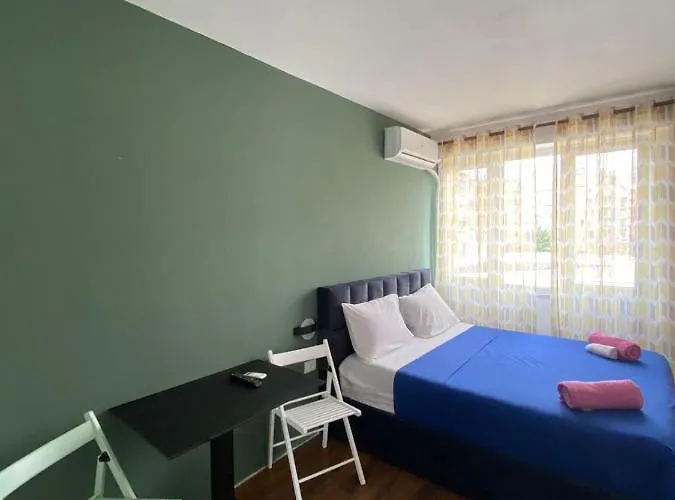 What's Up Apartment *